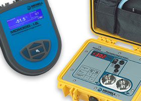 Humidity and water dew point analyzer